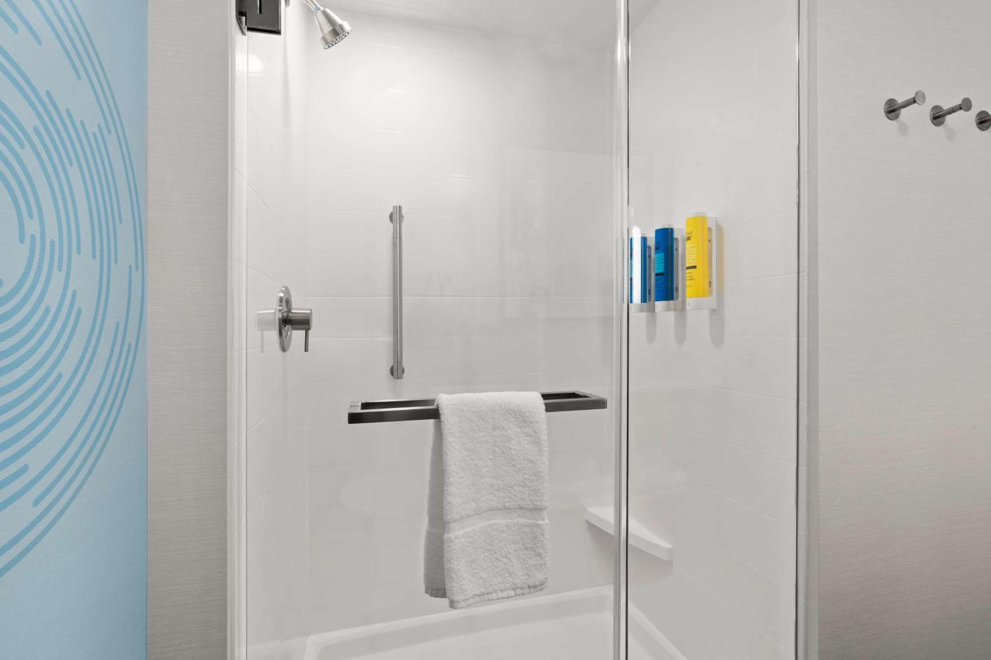 Tru By Hilton Airport, Or 3*